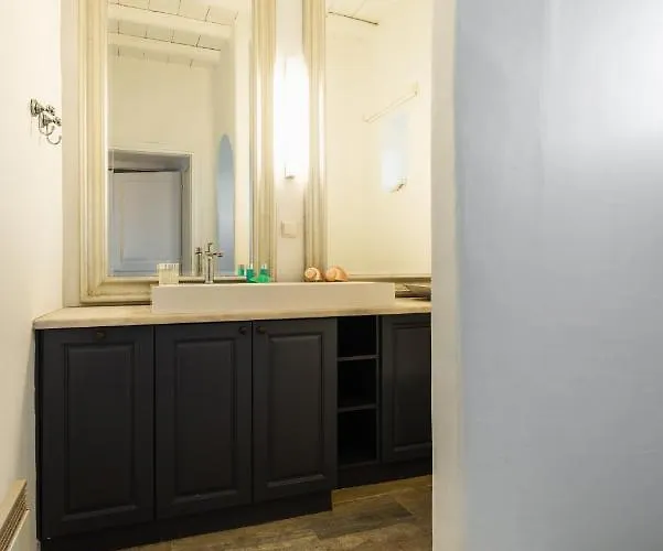 Artisti Mykonos Agrari (Mykonos)