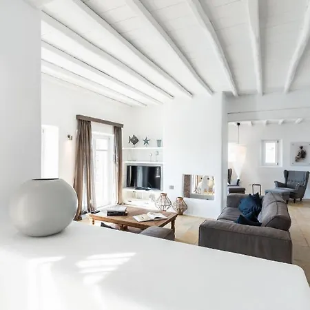 Artisti Mykonos * Αγράρι